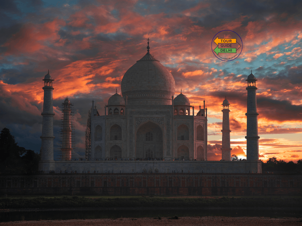 Taj Mahal Overnight Tour From Delhi